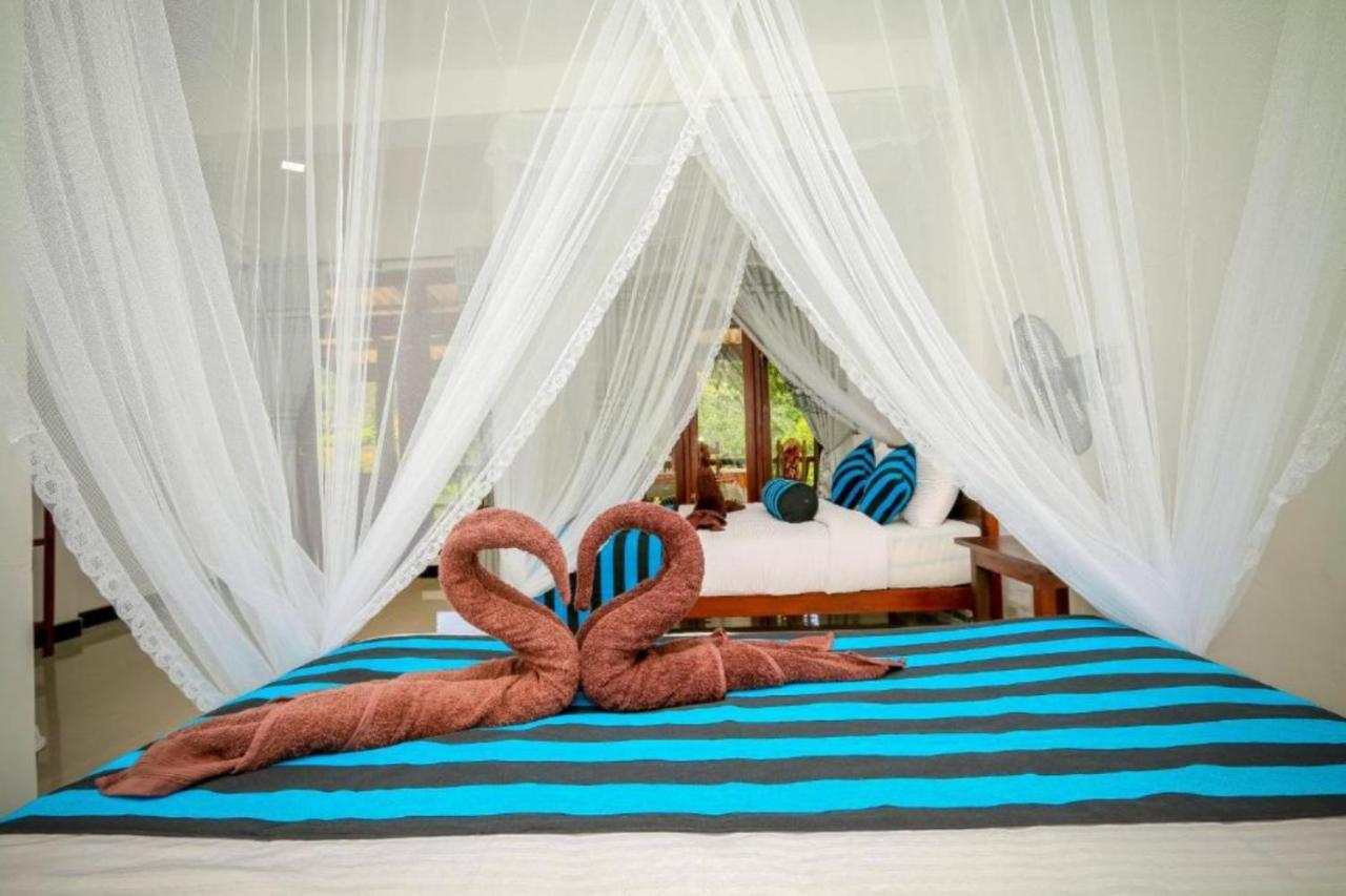 Blue Heaven Cottage เอลลา ภายนอก รูปภาพ