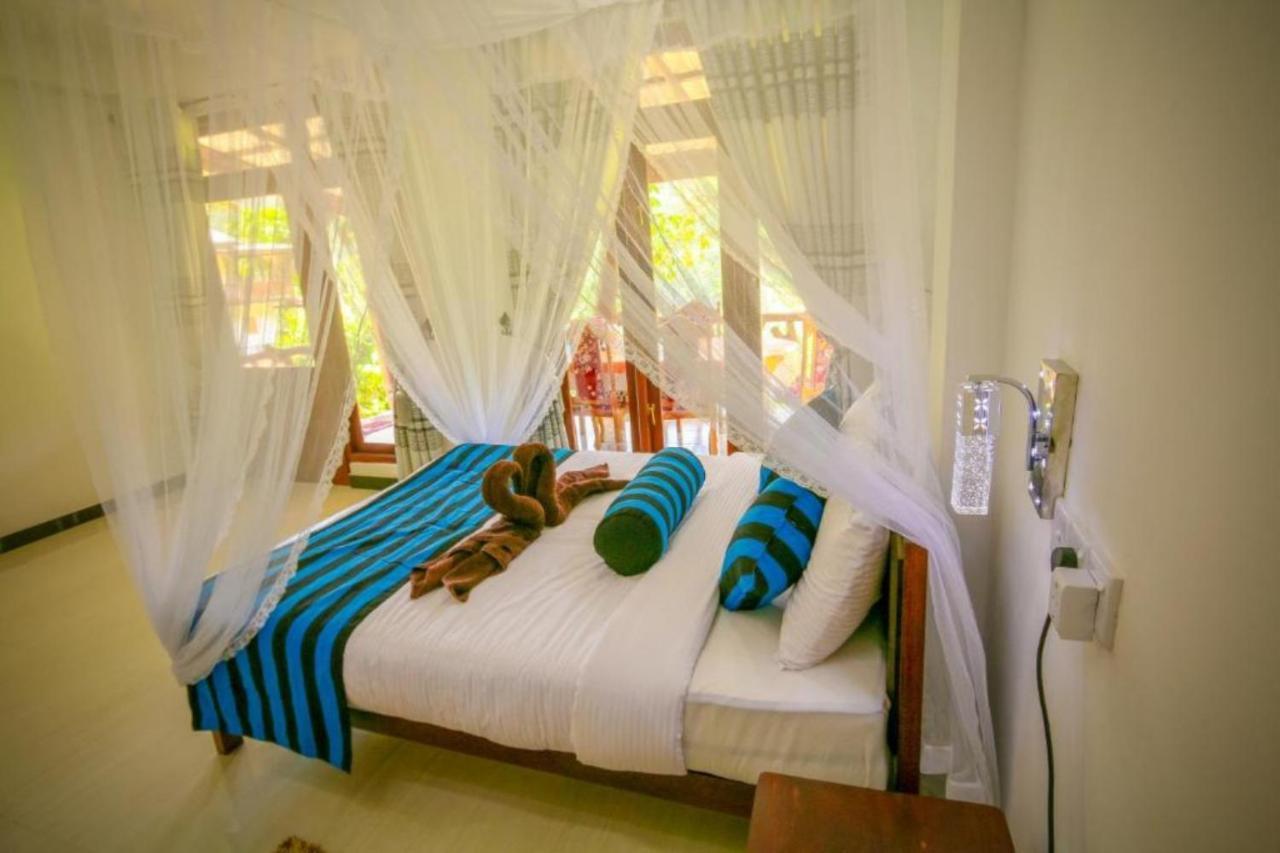 Blue Heaven Cottage เอลลา ภายนอก รูปภาพ
