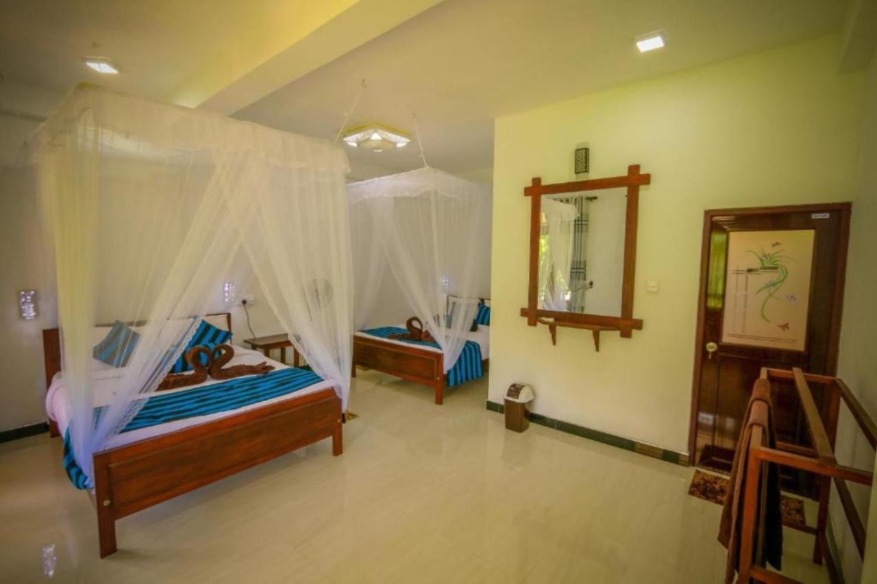 Blue Heaven Cottage เอลลา ภายนอก รูปภาพ